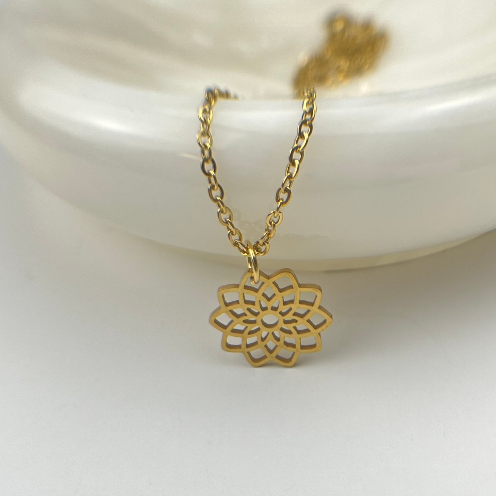 Chain Irma Bella by Ibis Raquel chain_irma_bella_ibis_raquel