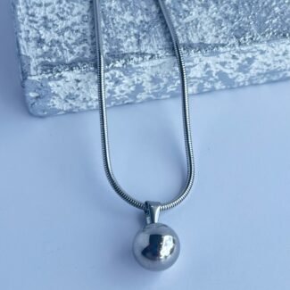 Grace B by Ibis Raquel